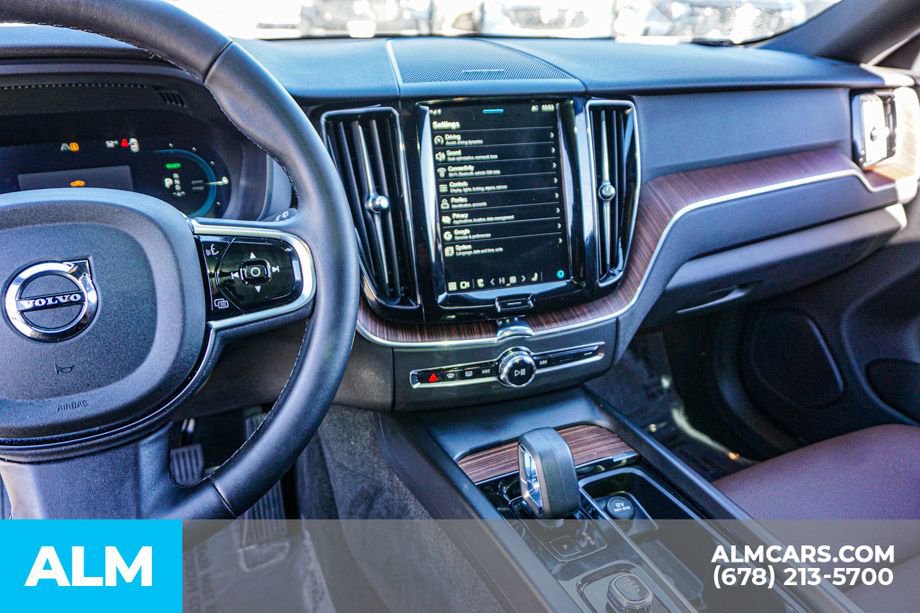 Used 2024 Volvo XC60 T8 Plus w/ Climate Package image 33