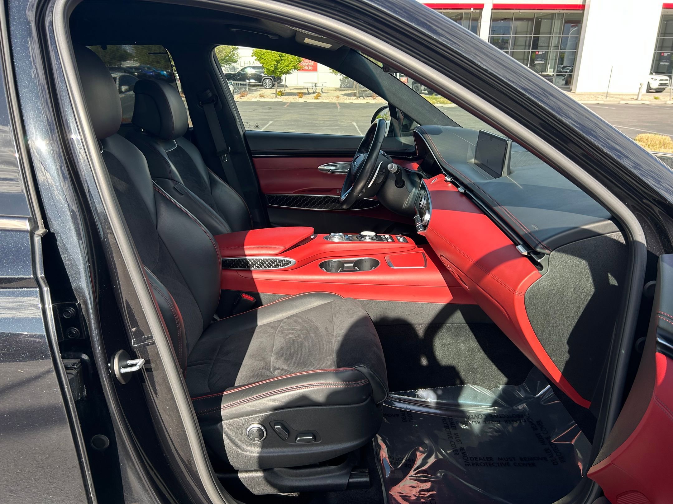 Used 2022 Genesis GV70 3.5T Sport w/ Sport Prestige Package AWD/4WD image 29