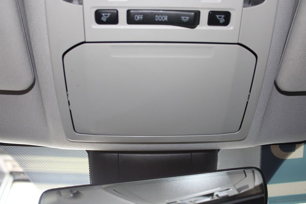 Used 2021 Toyota Highlander Limited AWD/4WD image 41