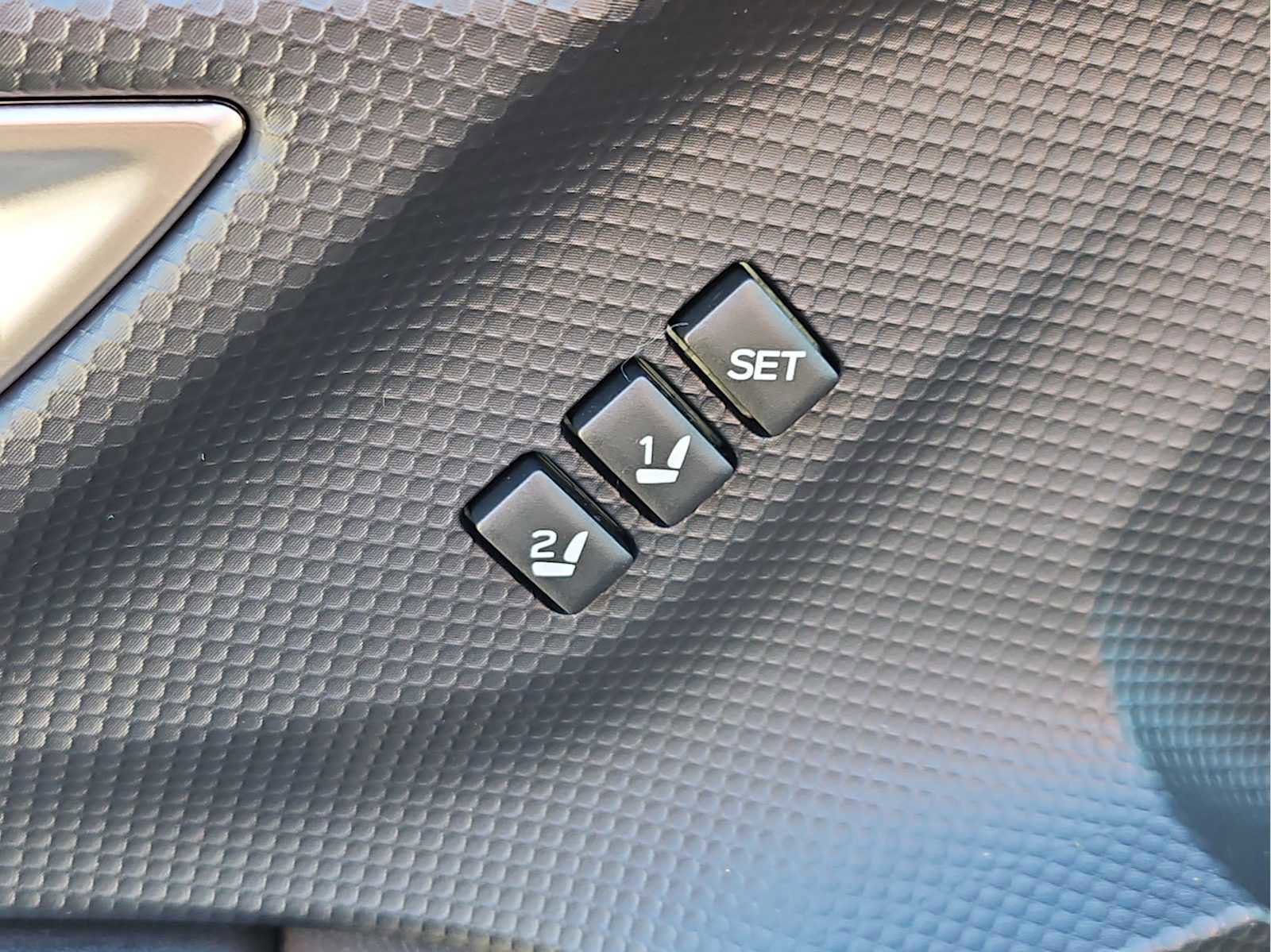 Used 2023 Subaru Forester Touring image 14