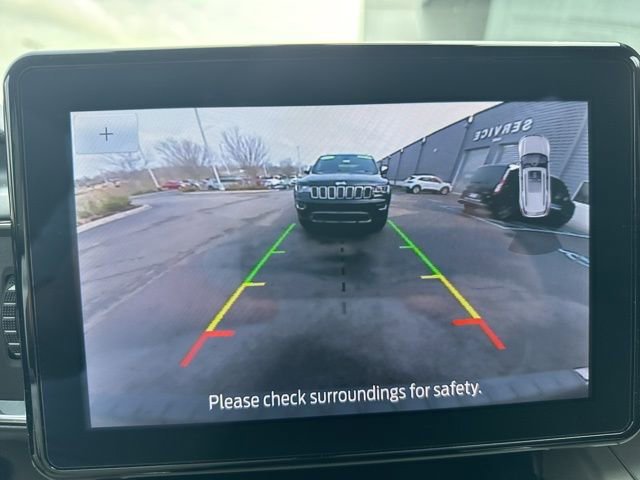 Used 2023 Ford Explorer XLT w/ Equipment Group 202A image 23