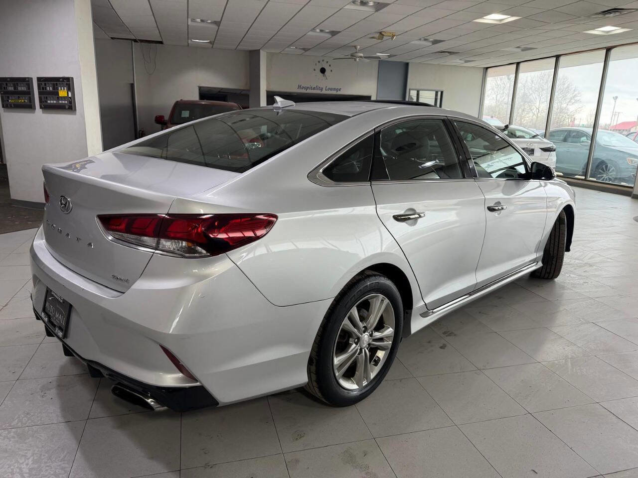 Used 2019 Hyundai Sonata Sport w/ Tech Package 03 image 10