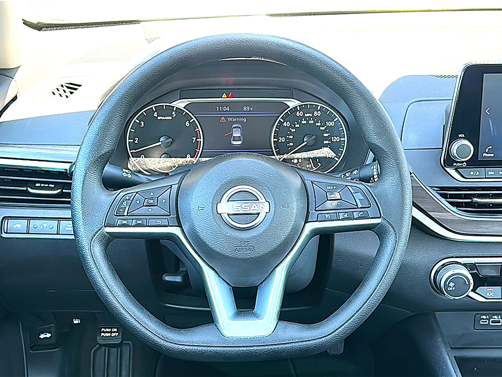 Used 2025 Nissan Altima 2.5 SV FWD image 27