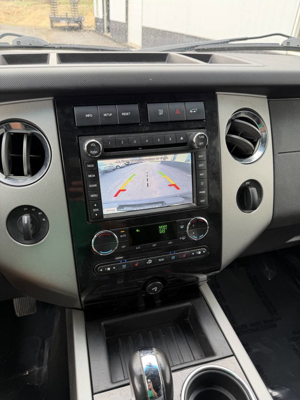 Used 2014 Ford Expedition EL Limited w/ Equipment Group 301A AWD/4WD image 18