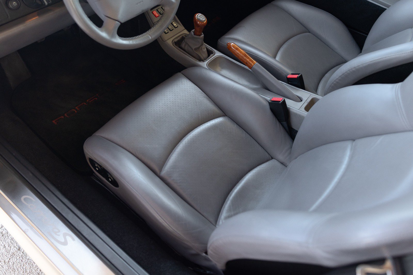 Used 1998 Porsche 911 Carrera S RWD image 76