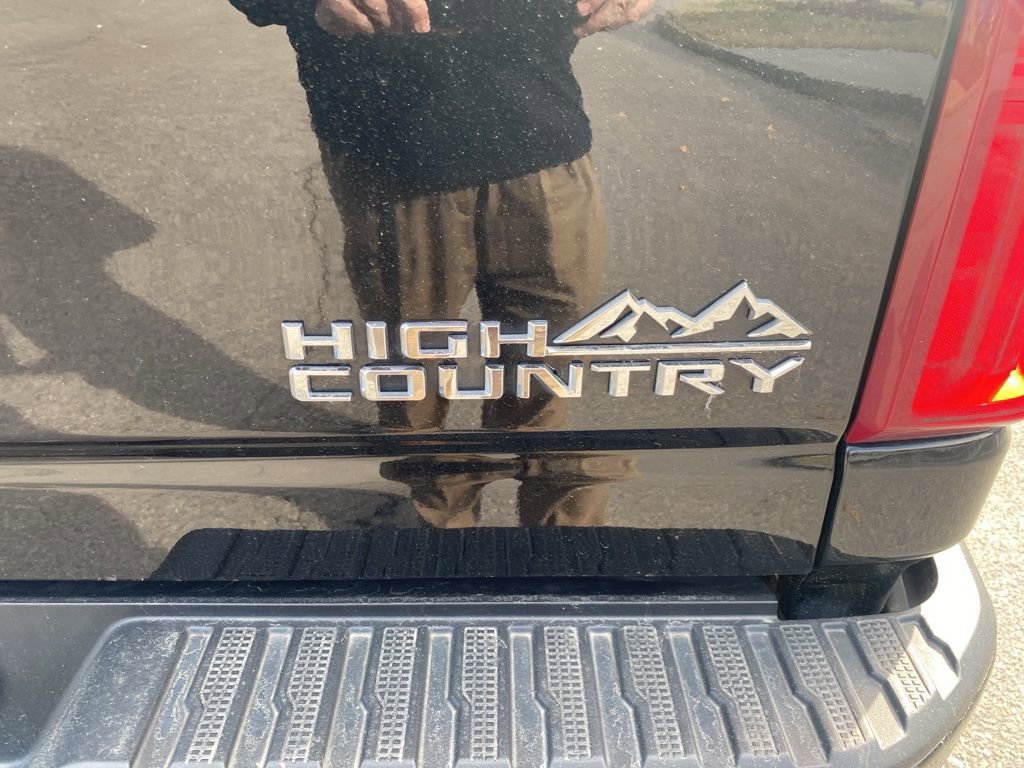 Certified 2025 Chevrolet Silverado 3500 High Country w/ High Country Premium Package image 2