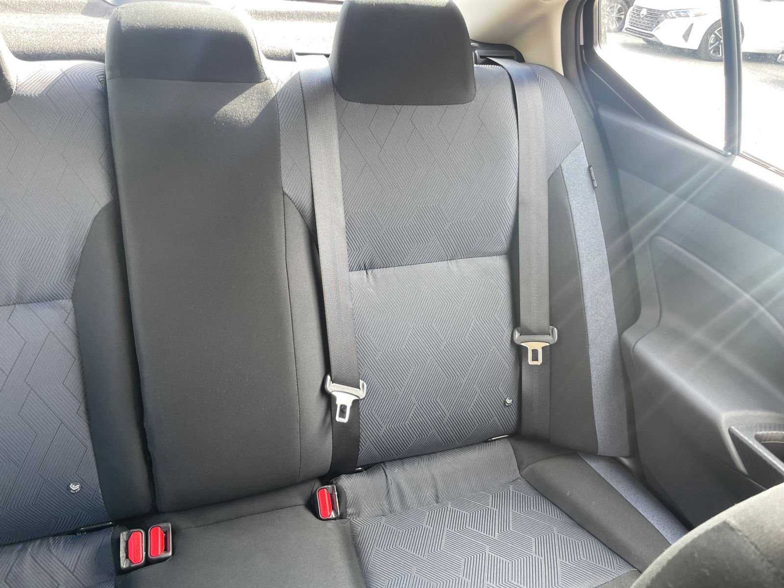 Used 2025 Nissan Versa SV FWD image 34