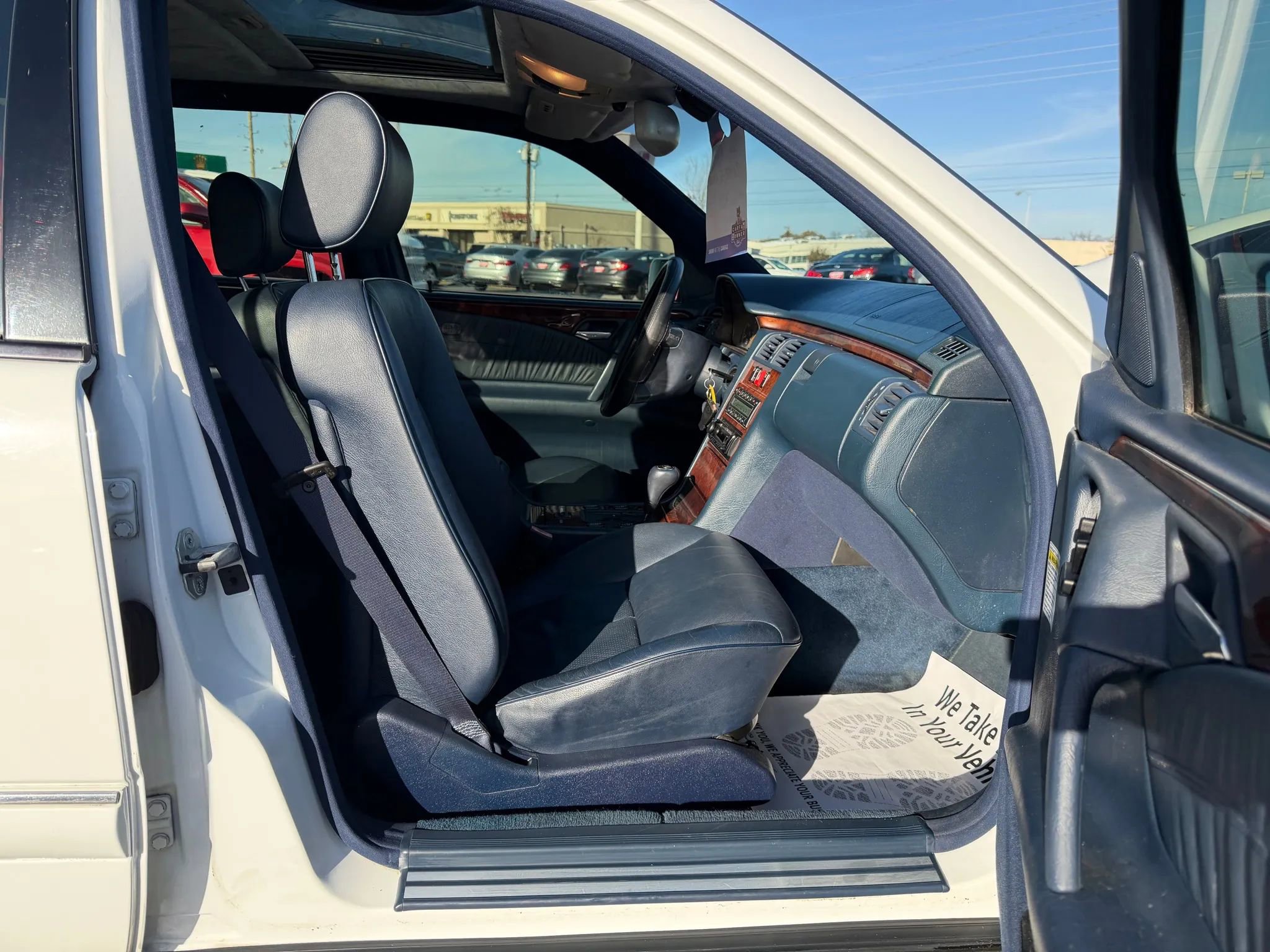 Used 1998 Mercedes-Benz E 320 Wagon image 21