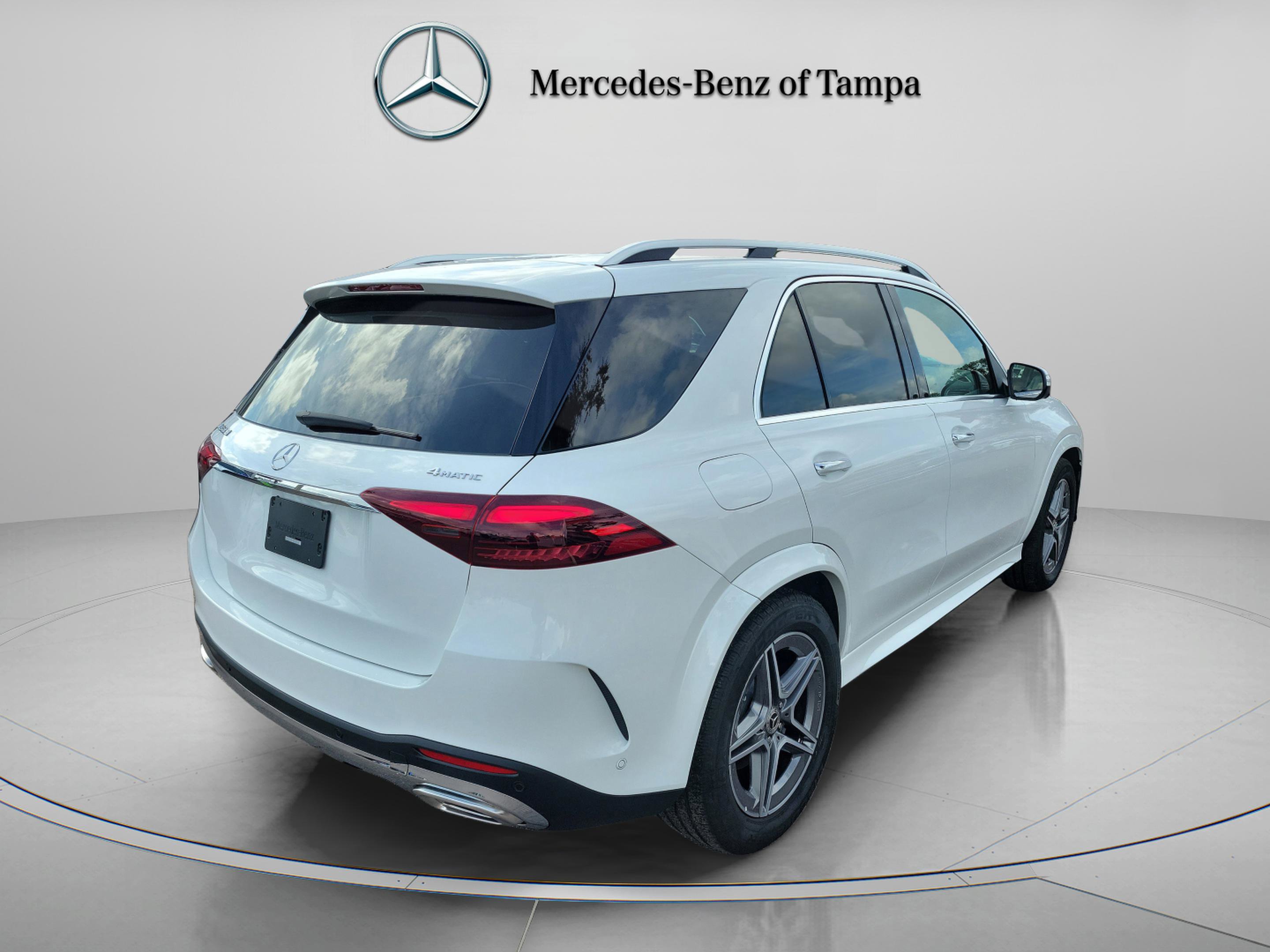 Certified 2026 Mercedes-Benz GLE 580 4MATIC image 4