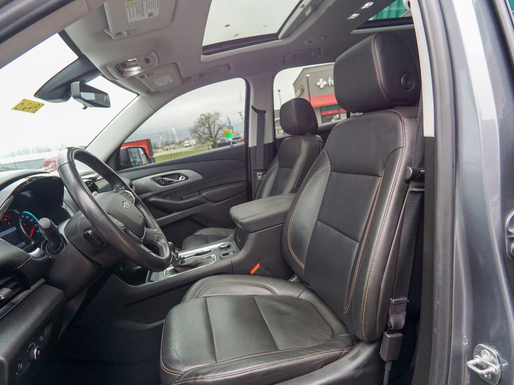 Used 2021 Chevrolet Traverse RS AWD/4WD image 22