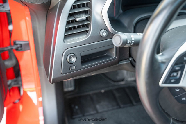 Used 2019 Chevrolet Corvette Stingray Coupe w/ Carbon Flash Badge Package image 38