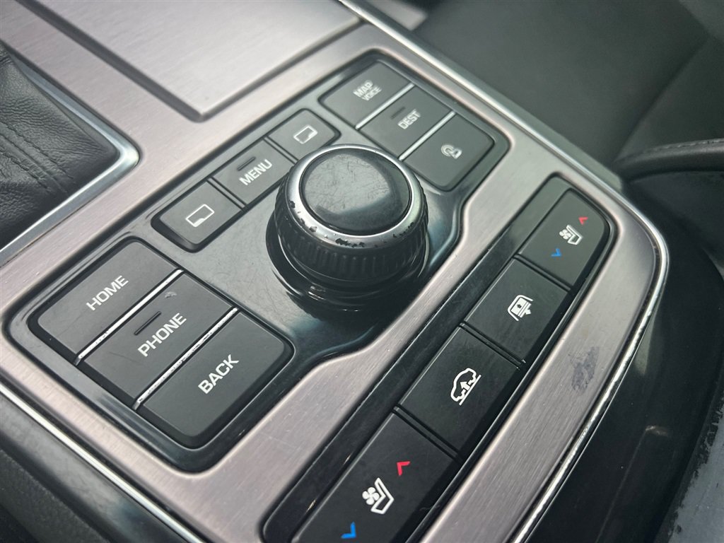 Used 2015 Hyundai Equus Signature RWD image 33