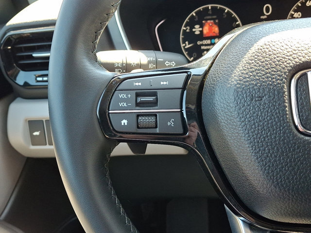 Certified 2025 Honda Pilot EX-L image 22