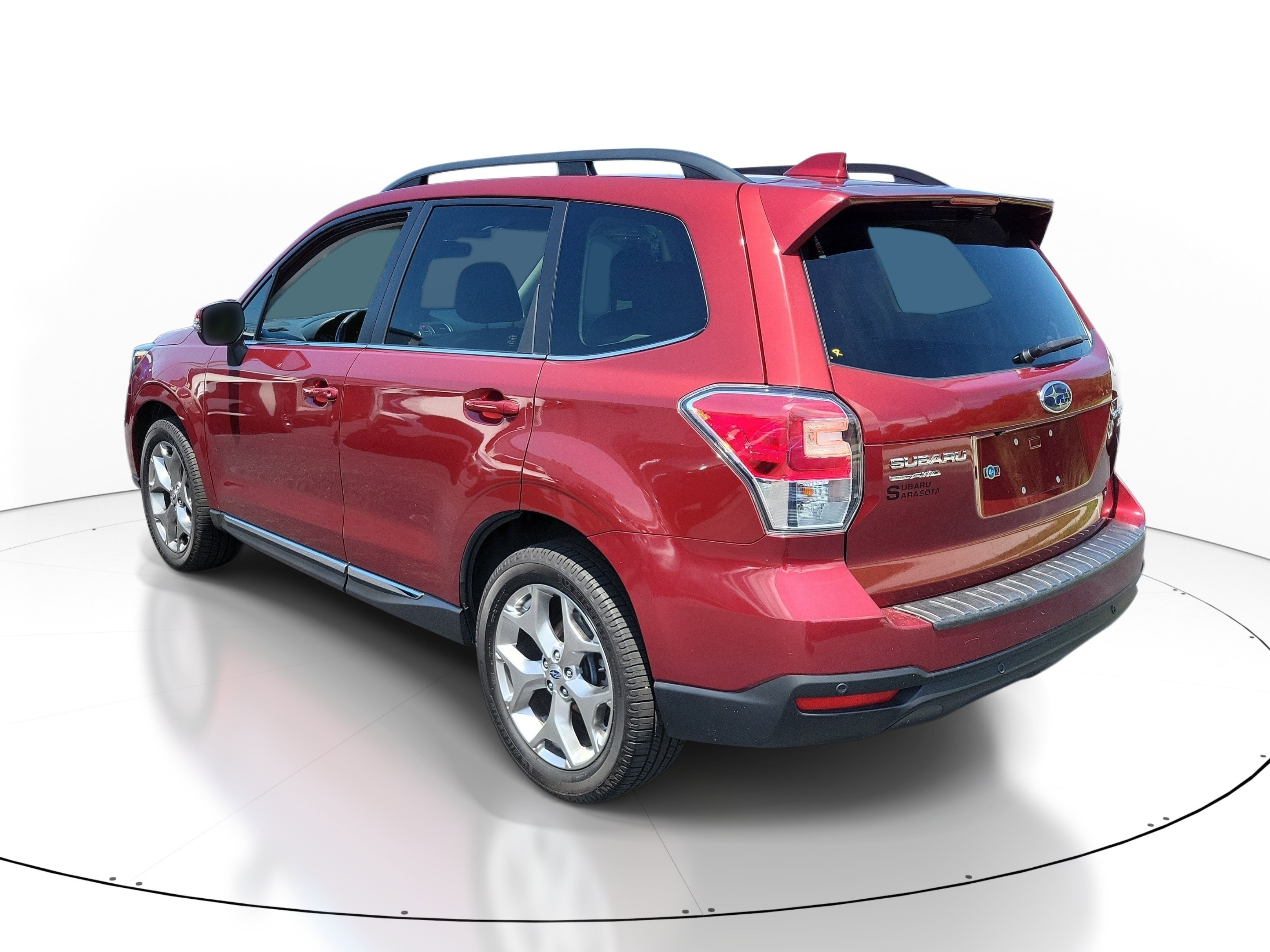 Used 2017 Subaru Forester 2.5i Touring AWD/4WD image 4