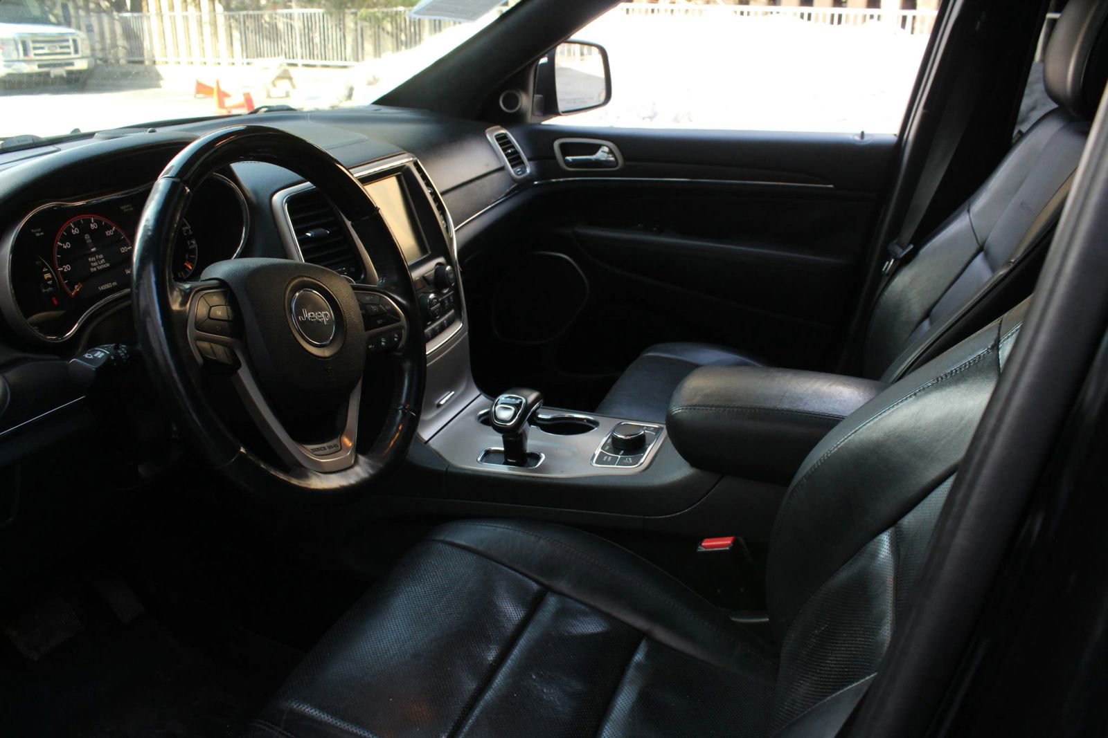 Used 2014 Jeep Grand Cherokee Summit image 12