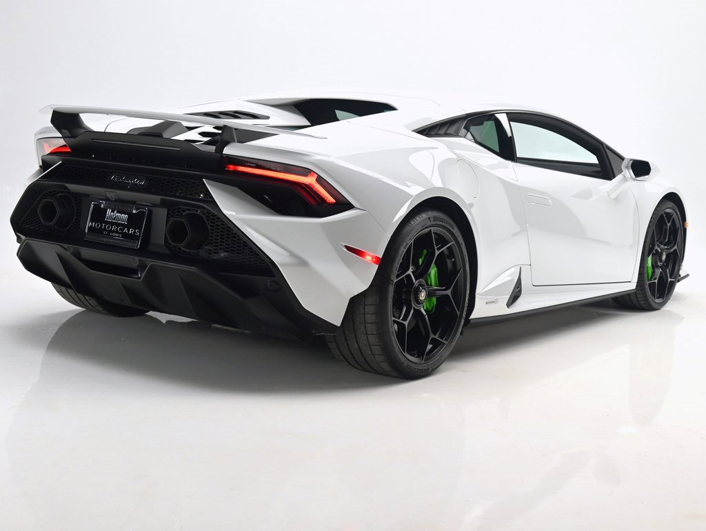 Used 2023 Lamborghini Huracan Tecnica image 4