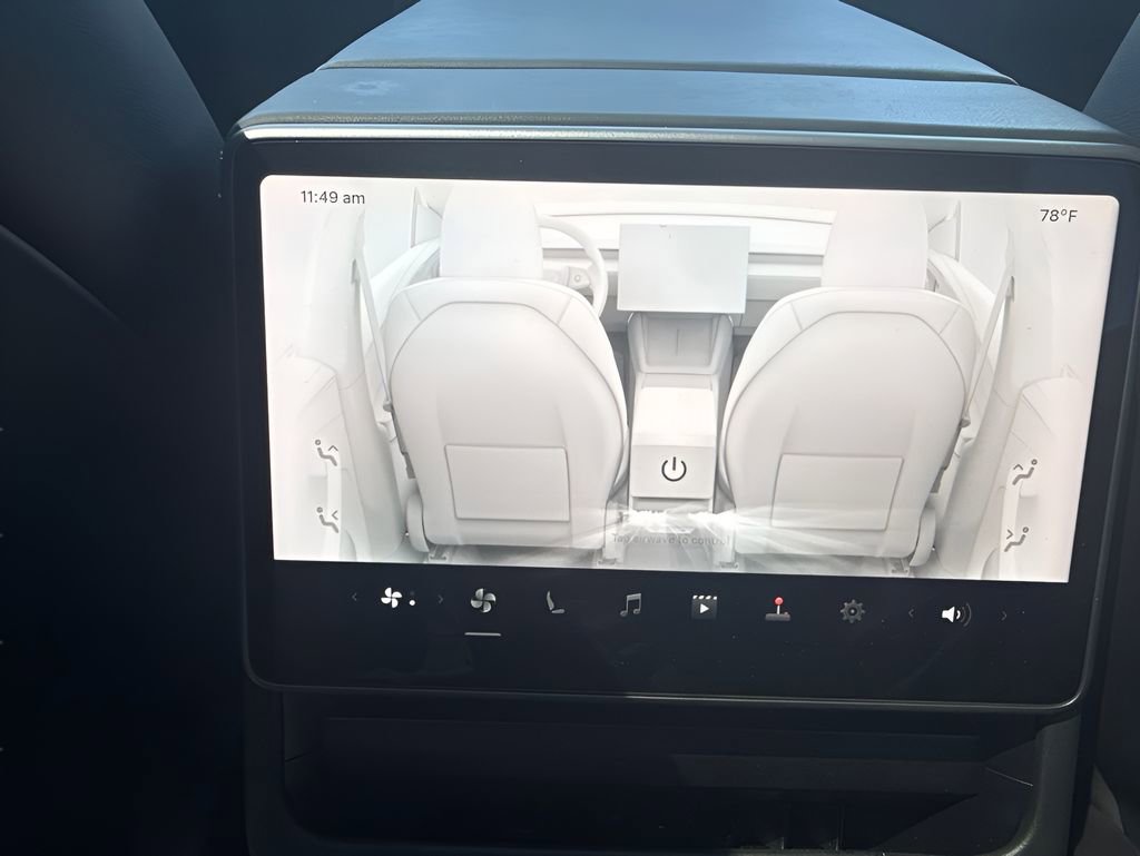Used 2026 Tesla Model Y Long Range AWD/4WD image 13