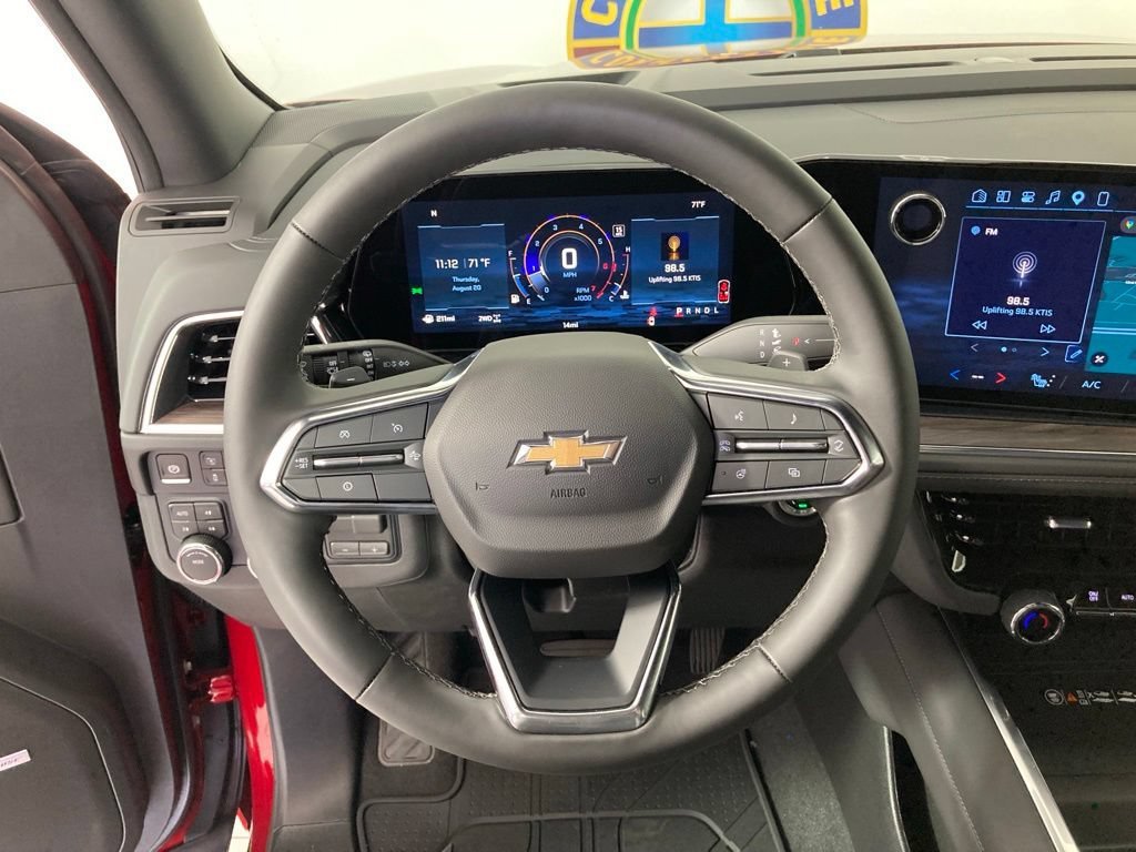 New 2026 Chevrolet Suburban LT w/ Comfort Package AWD/4WD image 7