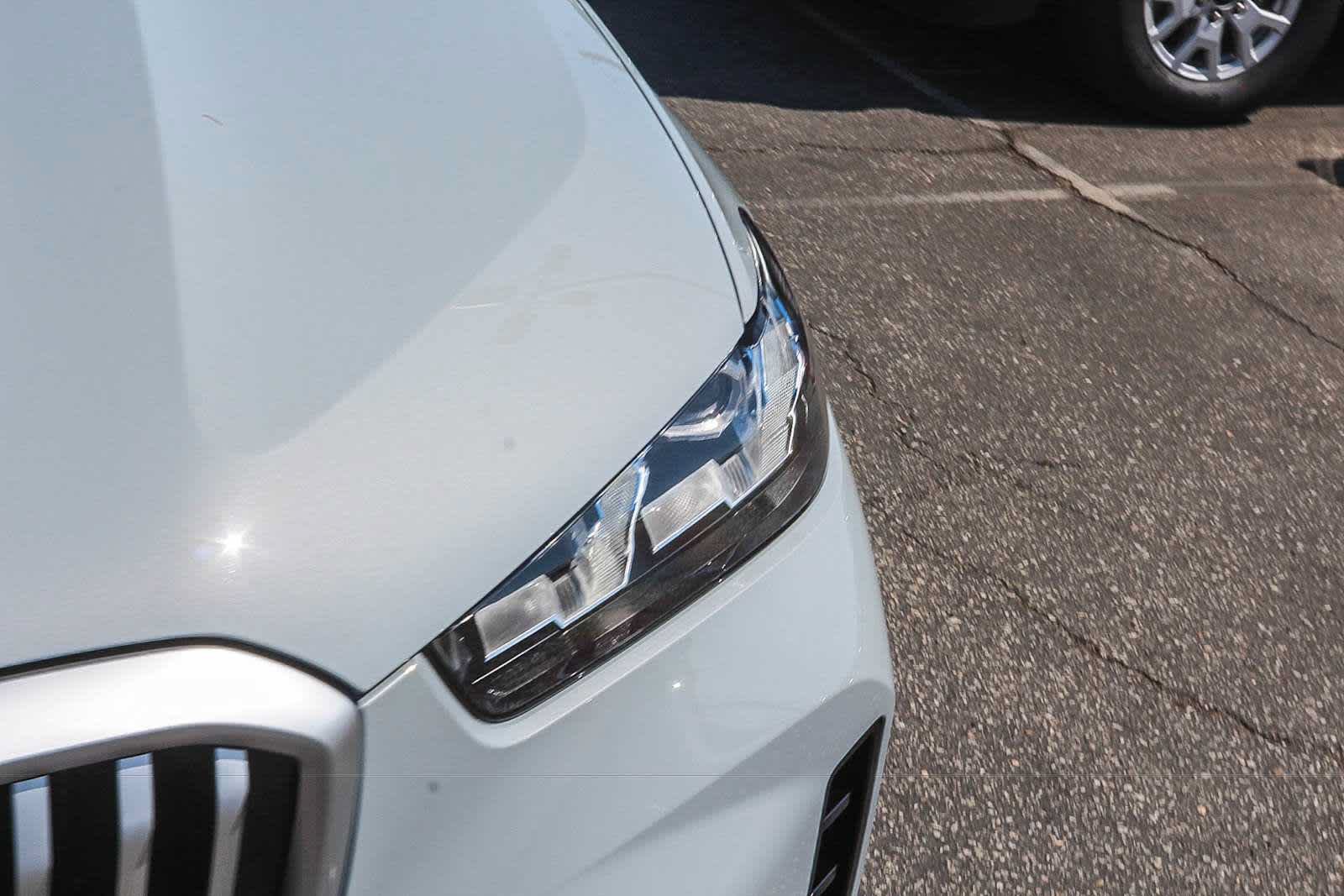 Used 2025 BMW X5 sDrive40i w/ M Sport Package RWD image 10