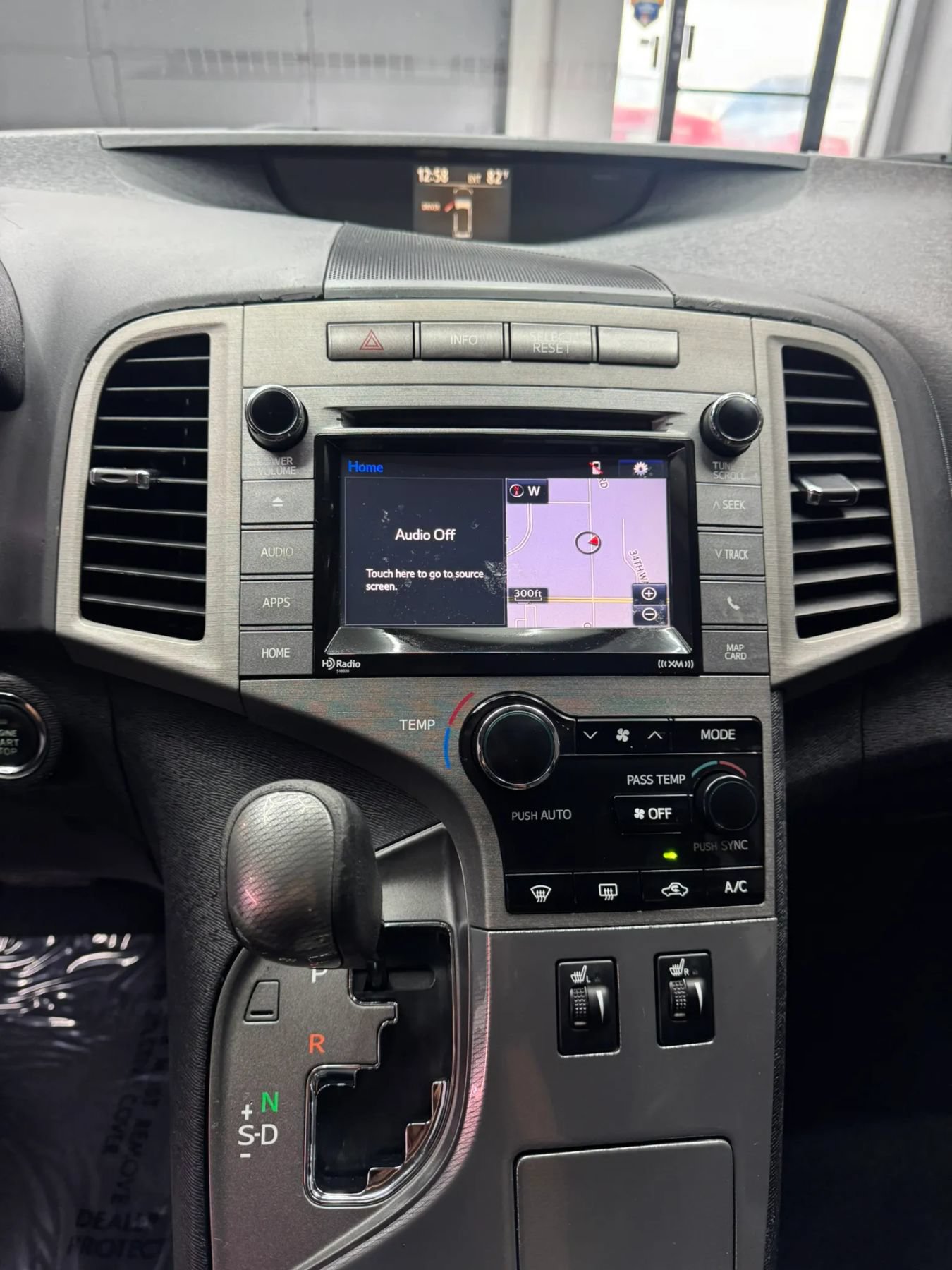 Used 2015 Toyota Venza XLE FWD image 19