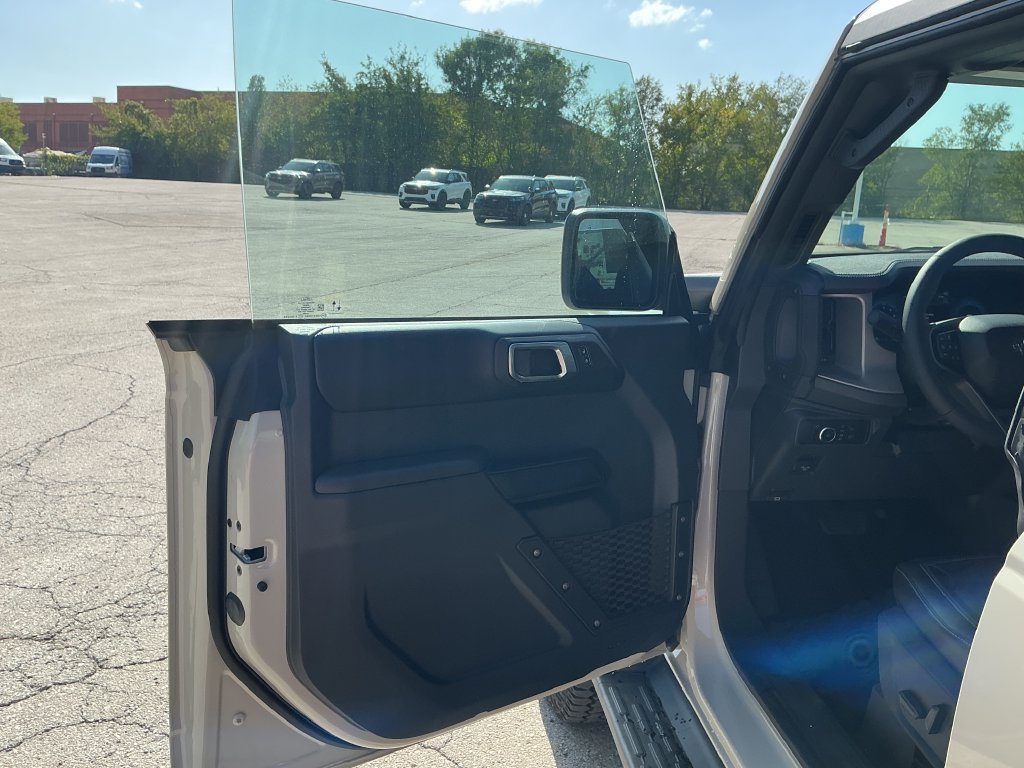 New 2026 Ford Bronco Outer Banks w/ Sasquatch Package AWD/4WD image 8