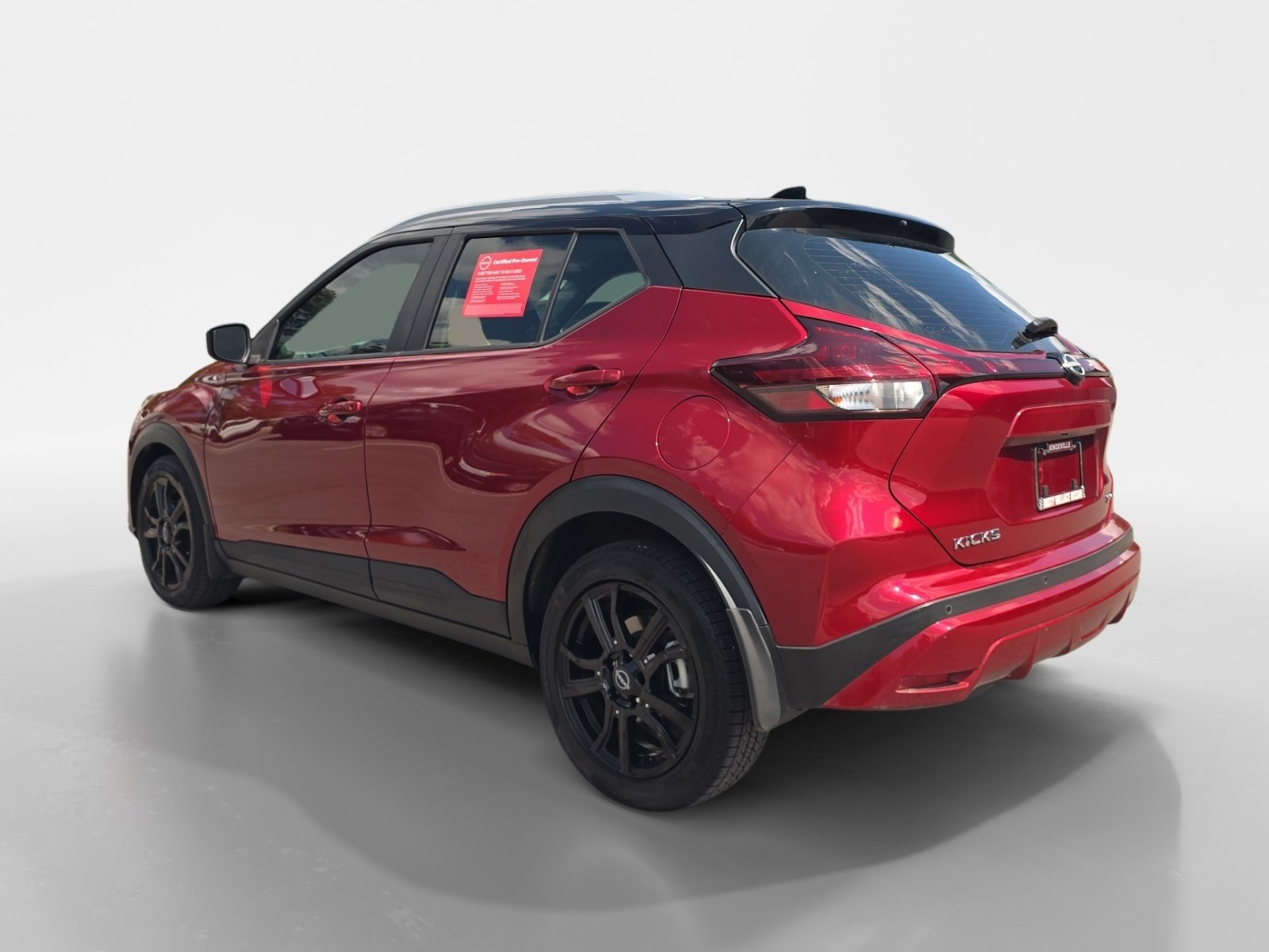Used 2023 Nissan Kicks SV FWD image 3
