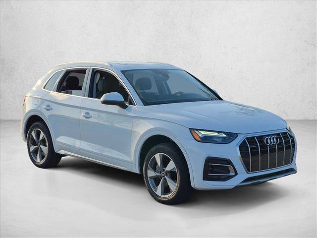 Used 2023 Audi Q5 2.0T Premium Plus w/ Premium Plus Package AWD/4WD image 3