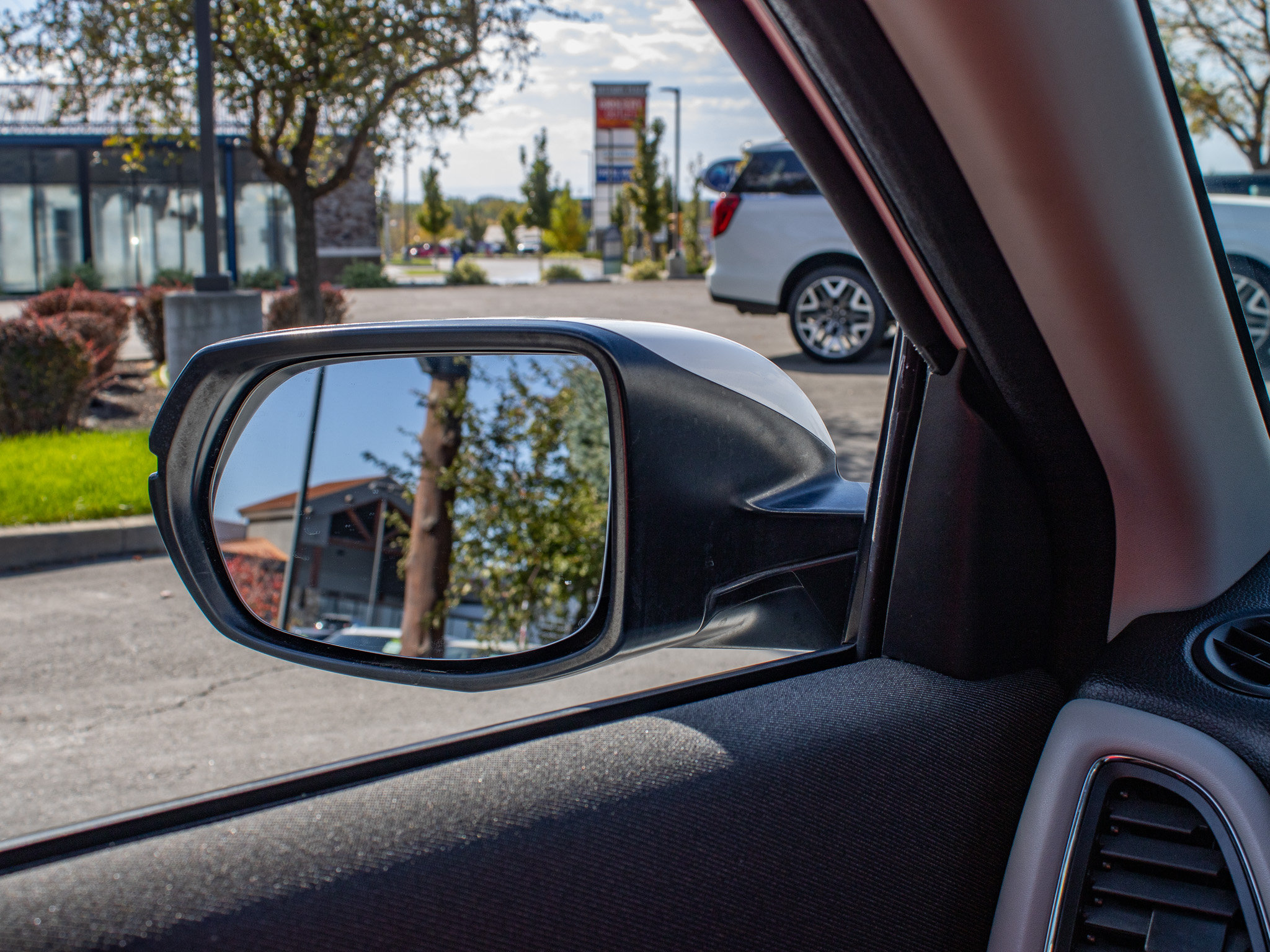Used 2019 Honda HR-V EX image 28