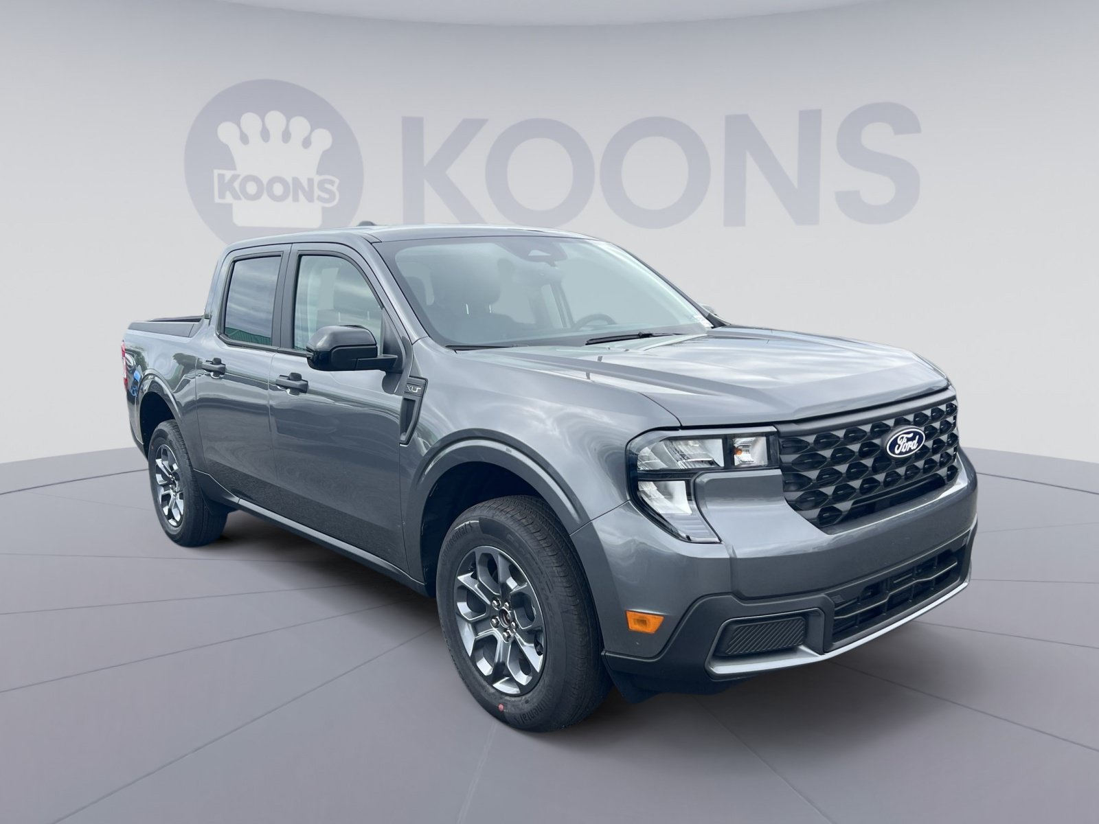 New 2025 Ford Maverick XLT w/ XLT Luxury Package AWD/4WD image 2