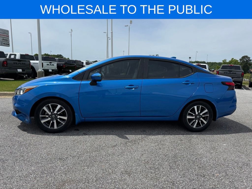 Used 2020 Nissan Versa SV FWD image 2