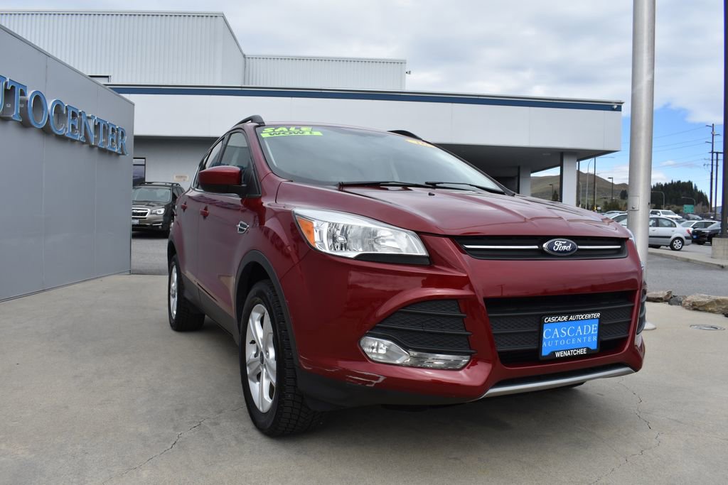 Used 2016 Ford Escape SE w/ Equipment Group 201A image 9