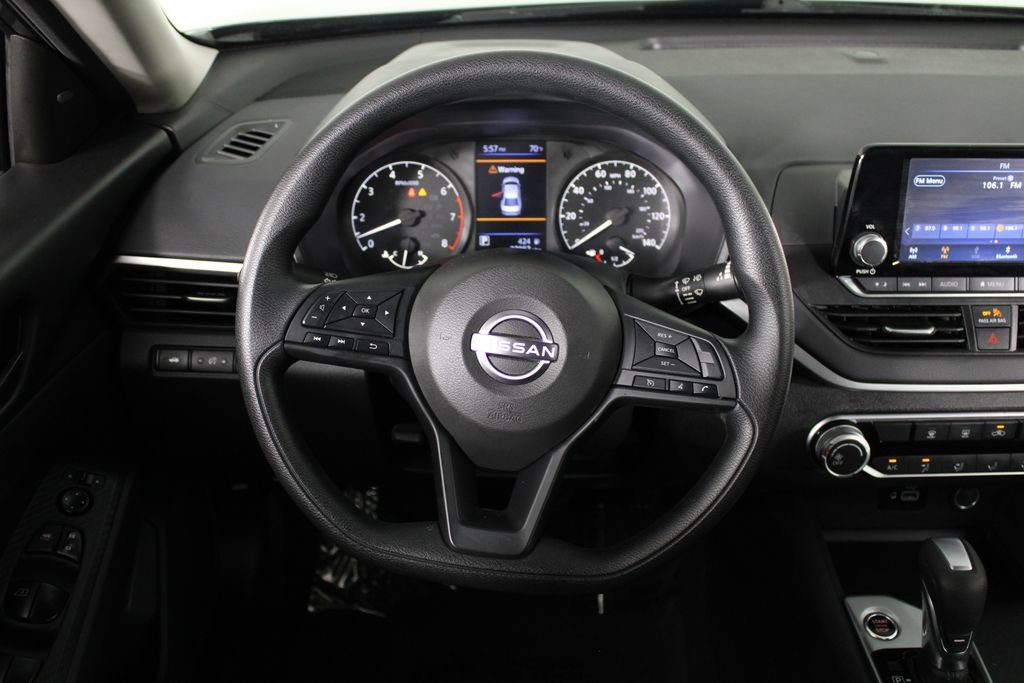 Certified 2023 Nissan Altima 2.5 S FWD image 9