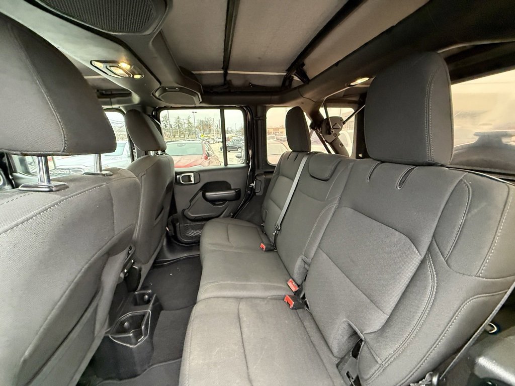 Used 2021 Jeep Wrangler Unlimited Sport image 24