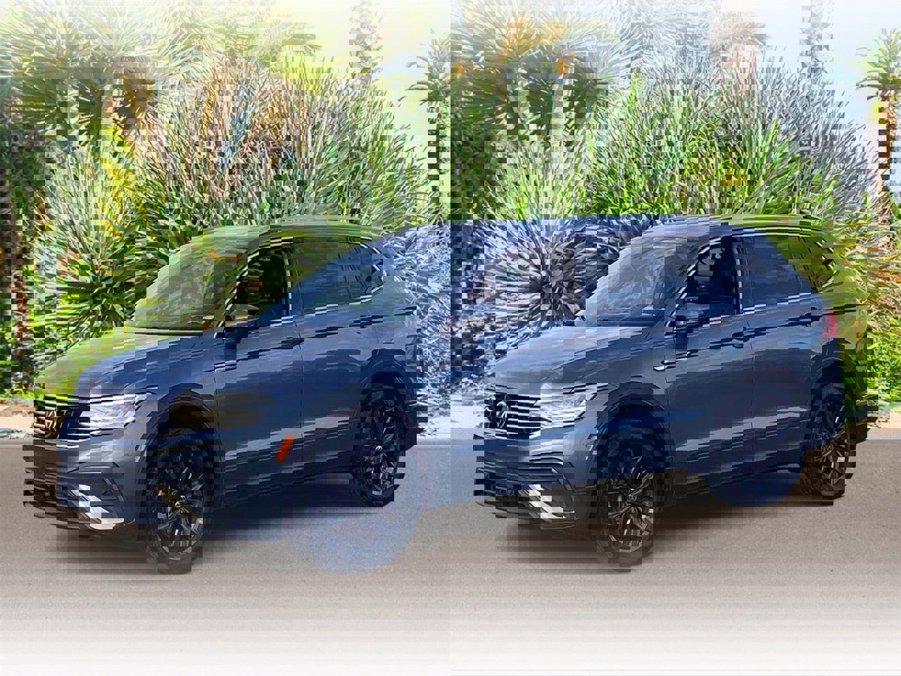 Used 2022 Volkswagen Tiguan SE