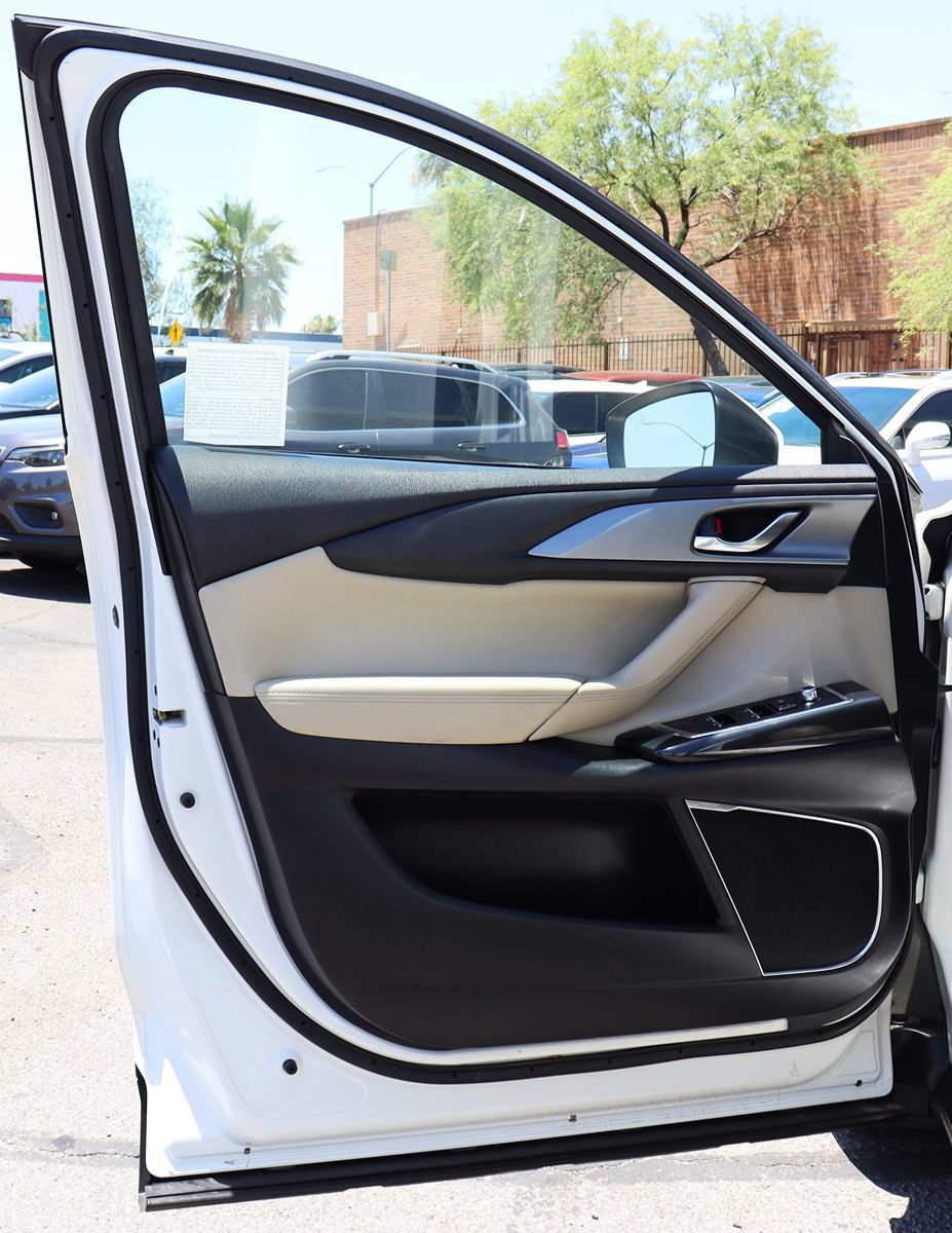 Used 2018 MAZDA CX-9 Touring w/ Touring Premium Package FWD image 40