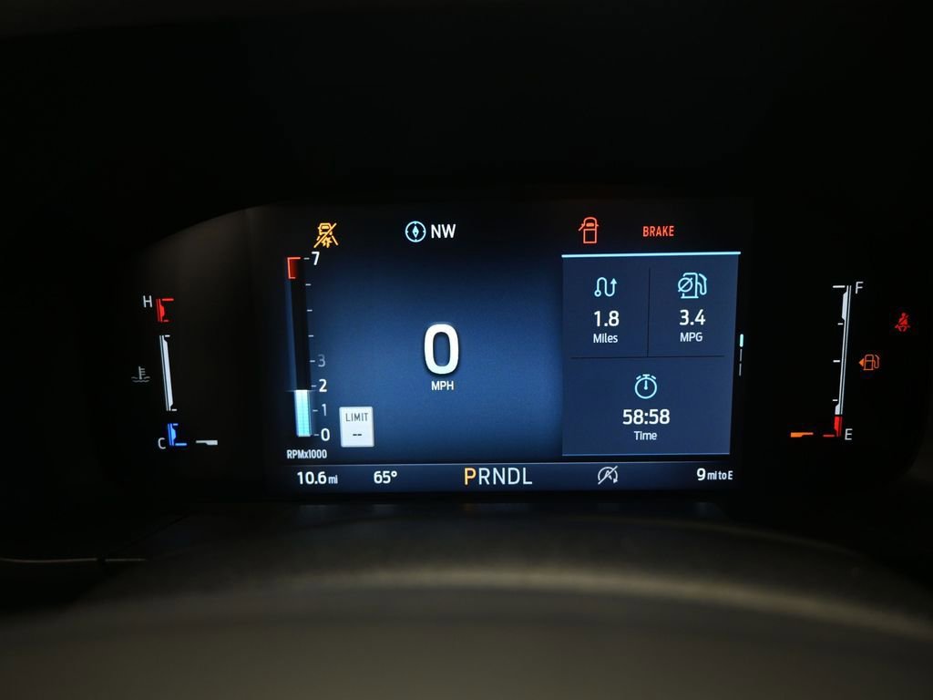 New 2025 Ford Maverick Lariat w/ 4K Tow Package image 13