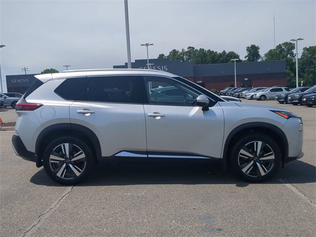 Used 2023 Nissan Rogue Platinum w/ Platinum Premium Package image 3