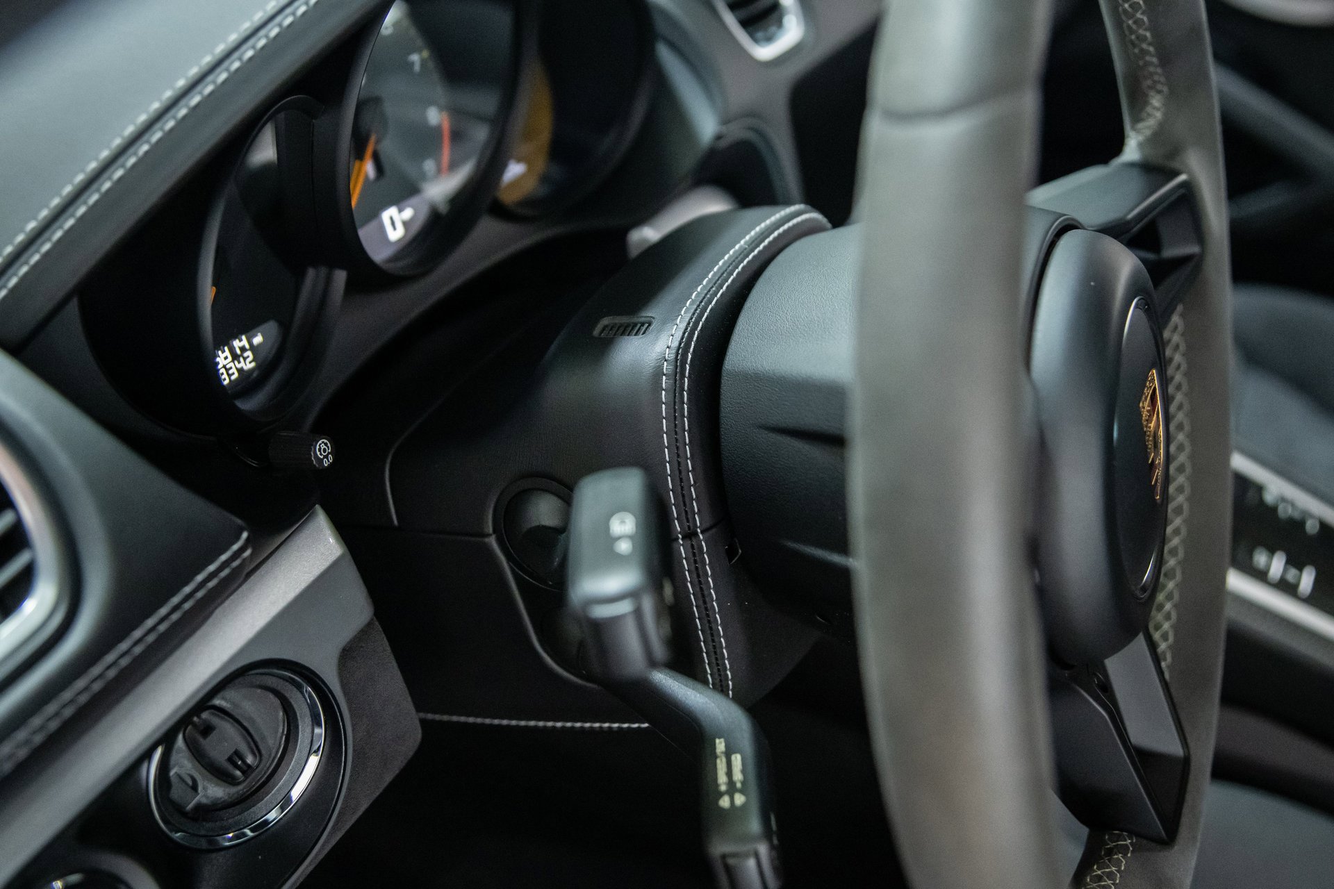 Used 2020 Porsche 718 Cayman GT4 image 37