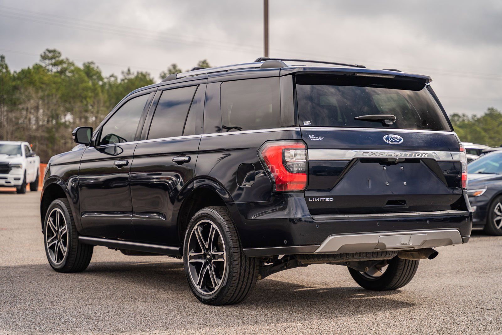 Certified 2021 Ford Expedition Limited image 5