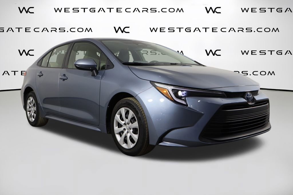 Used 2025 Toyota Corolla LE w/ Convenience Package image 43