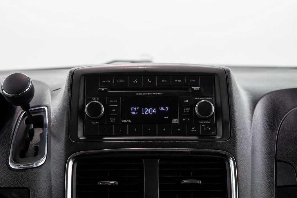 Used 2014 Dodge Grand Caravan SE w/ Quick Order Package 29E SE FWD image 27