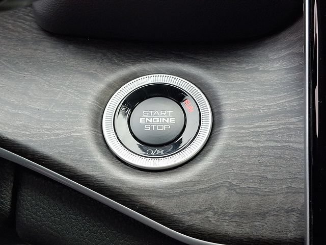 New 2025 Jeep Grand Cherokee L Limited w/ Black Appearance Package AWD/4WD image 19