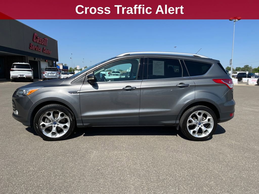 Used 2014 Ford Escape Titanium w/ Equipment Group 401A FWD image 2