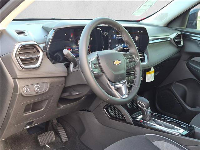 New 2026 Chevrolet TrailBlazer LT w/ LT Cold Weather Package FWD image 3