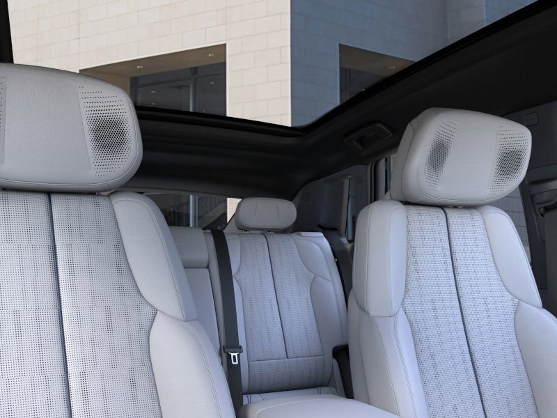 New 2025 Cadillac Lyriq Luxury w/ LPO, Floor Liner Package image 24