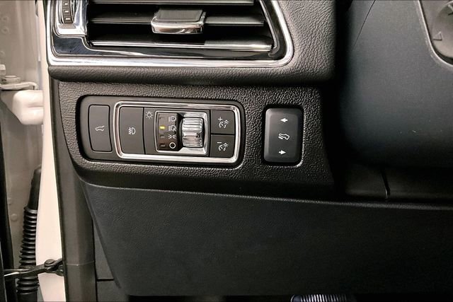 Used 2024 Lincoln Navigator Reserve w/ Monochromatic Package image 39