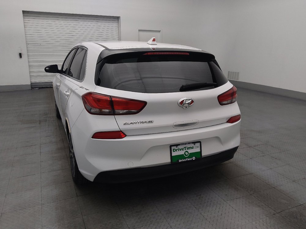 Used 2018 Hyundai Elantra GT FWD image 6