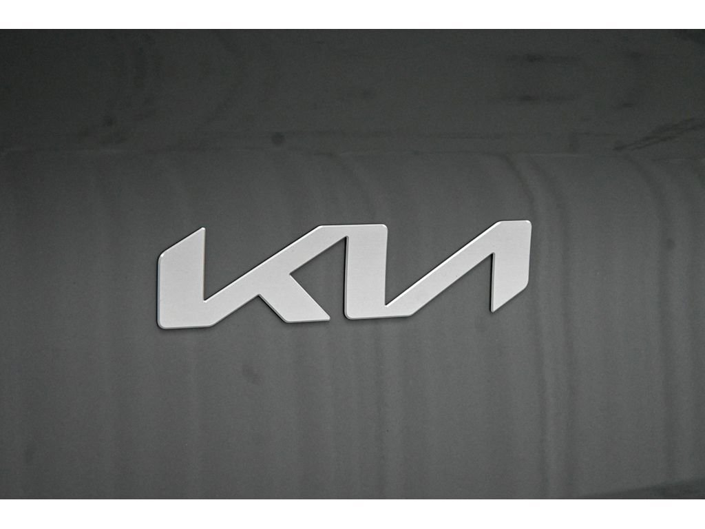 Used 2025 Kia EV6 Light w/ Light LR Technology Package image 38