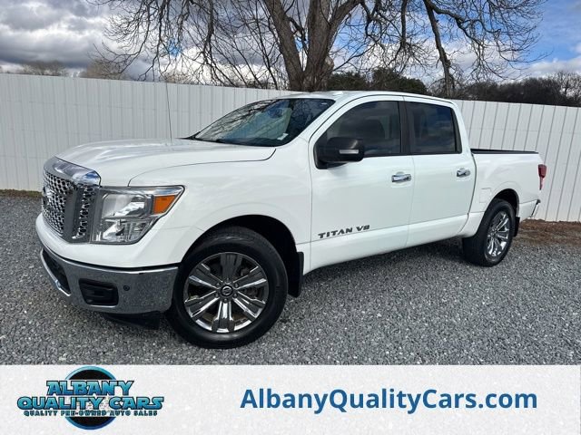 Used 2018 Nissan Titan SV w/ SV Convenience Package