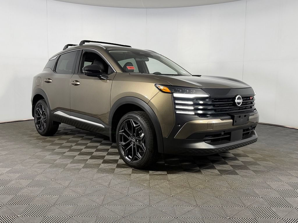 Used 2026 Nissan Kicks SR w/ Cold Weather Package FWD image 4